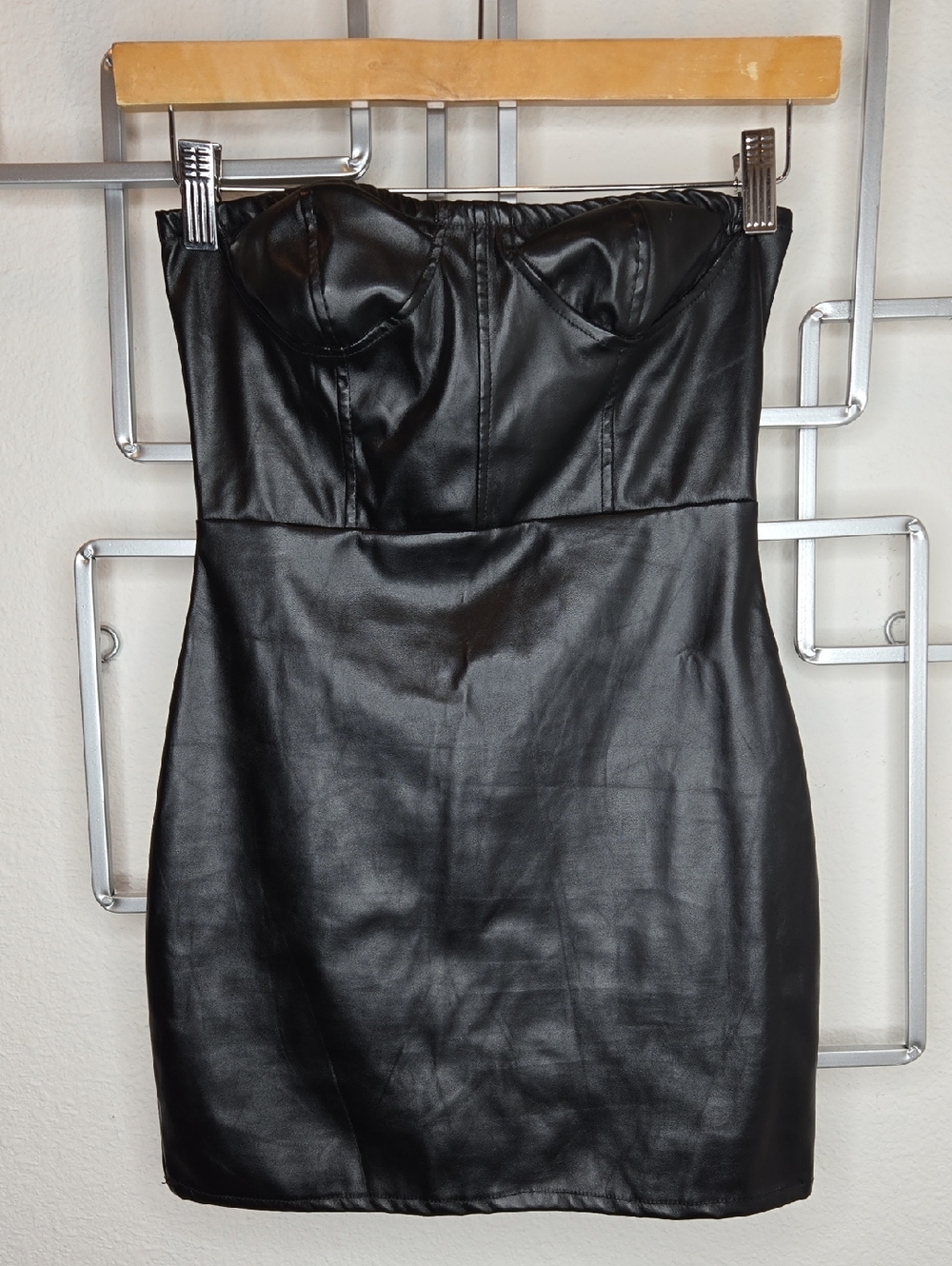 PrettyLittleThing Faux Leather Black Bodycon Mini Strapless Dress Women's 00